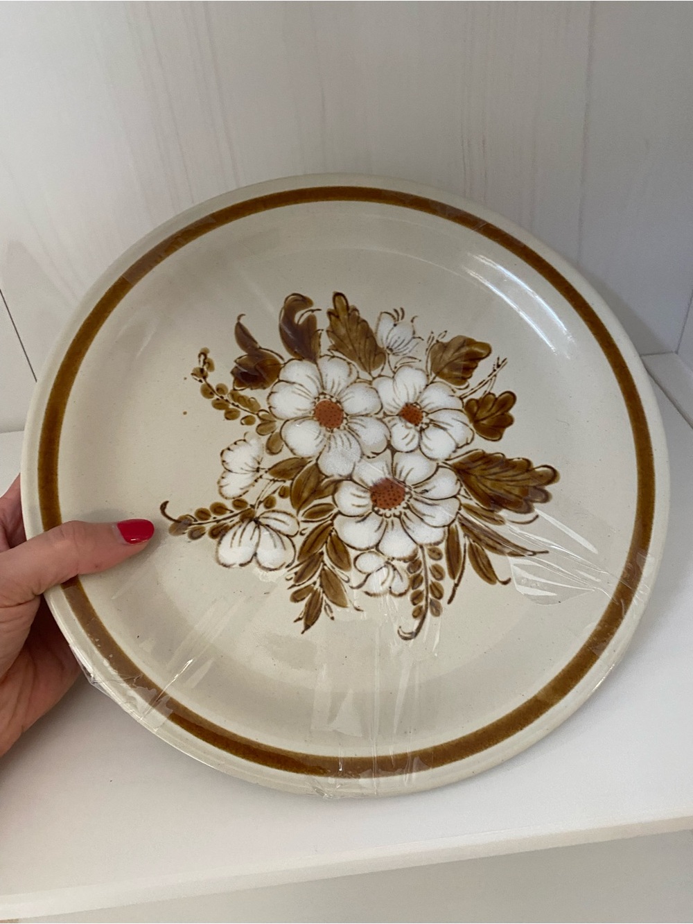 Vintage Floral Stoneware Dinner Plate - Brown & Cream